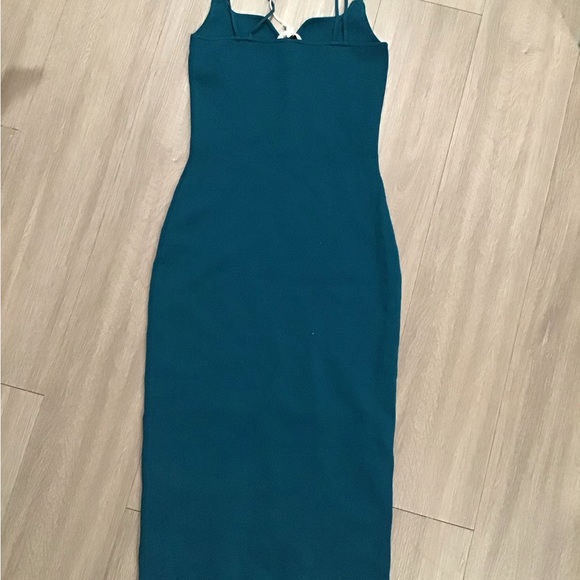 NEW The Sei double strap knitted dress - Picture 4 of 9